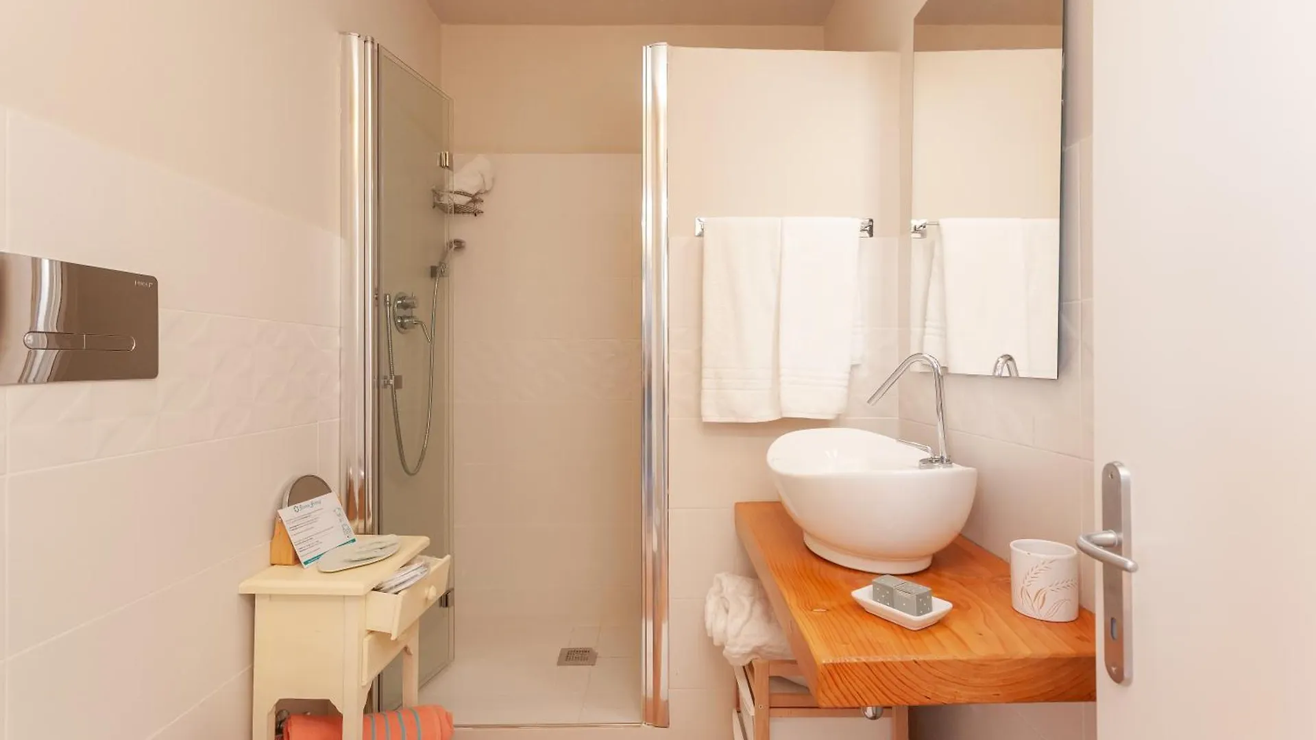 Domus Francy Guest house
