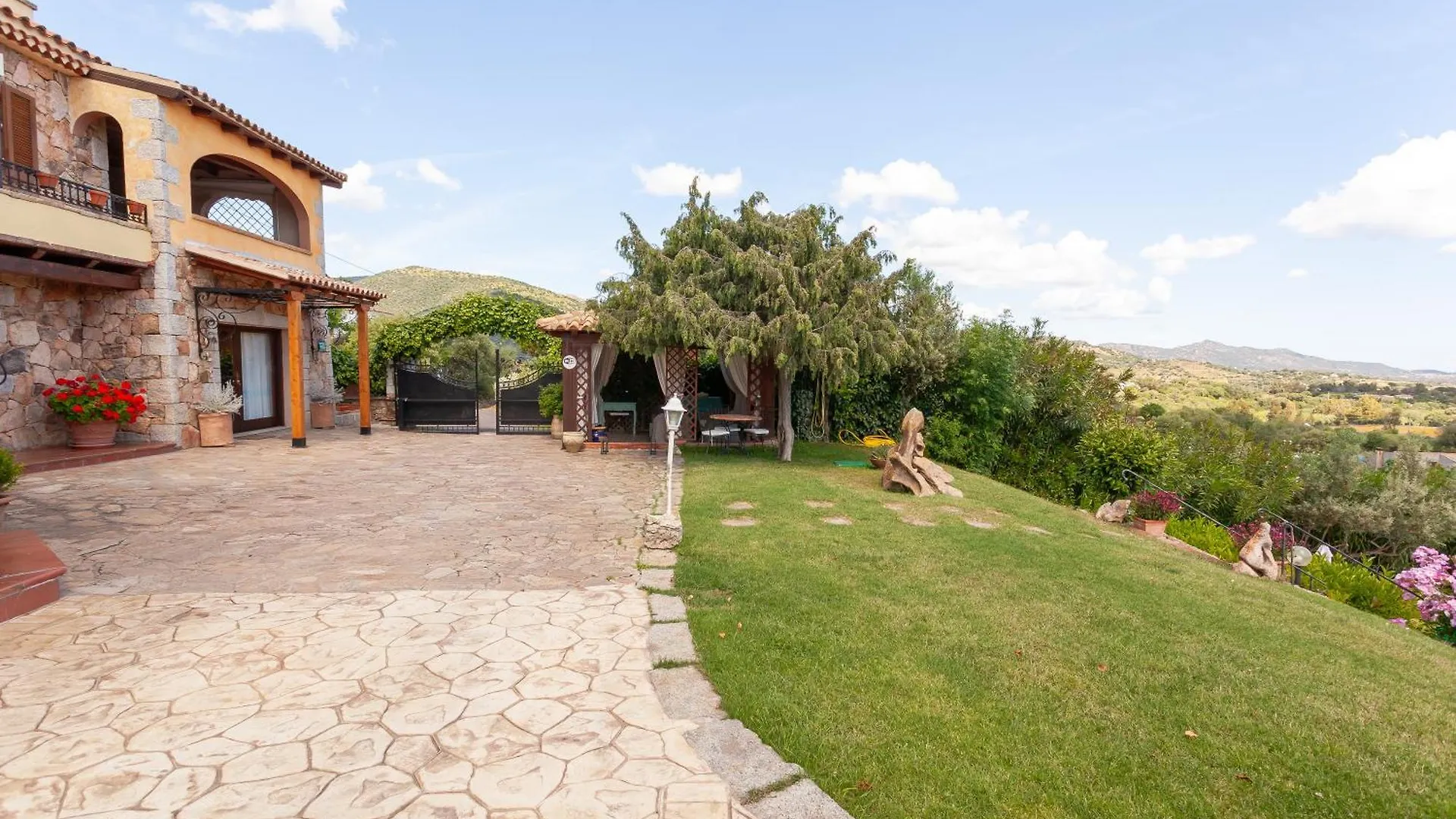 Domus Francy Guest house San Teodoro (Sardinia)