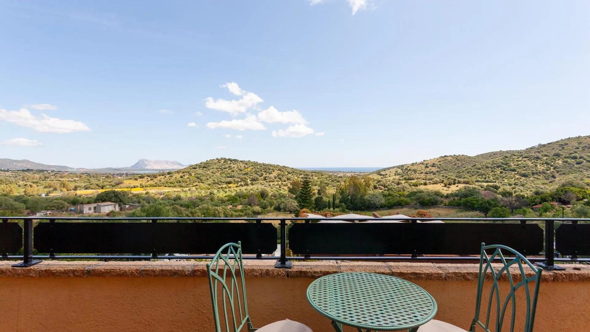 Domus Francy 0*, San Teodoro (Sardinia)