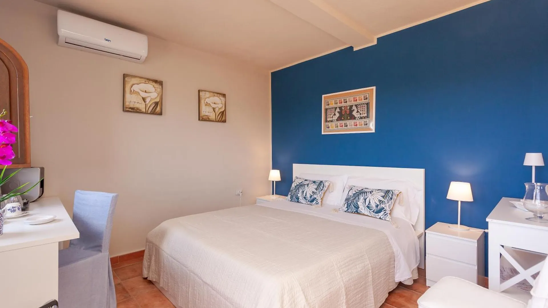 Domus Francy 0*, San Teodoro (Sardinia) Italy